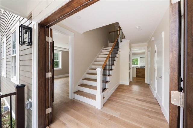 22 Magnolia Road, Natick, MA 01760