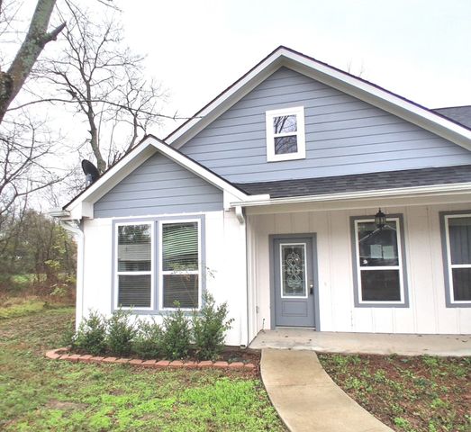 210 Calvert Street, Sulphur Springs, TX 75482