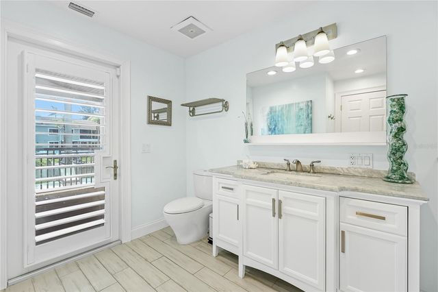 662 APALACHEE CIRCLE NE, St Petersburg, FL 33702