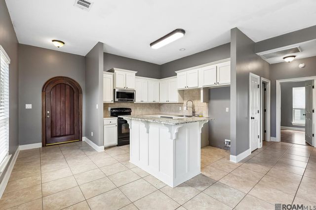 1610 San Miguel Dr, St Gabriel, LA 70776