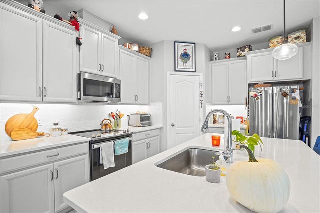 2606 PINYONPINE LANE, Sanford, FL 32773