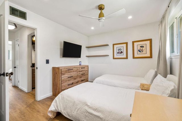 72546 Edgehill Drive 1, Palm Desert, CA 92260