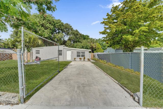 1628 NW 11TH Street, Fort Lauderdale, FL 33311