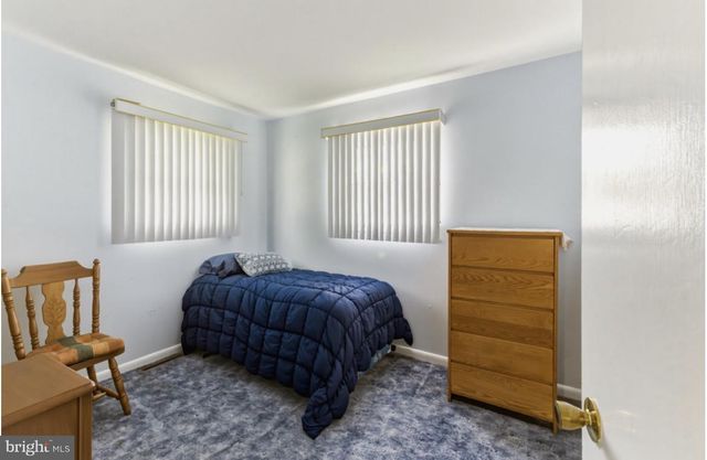 313 DREXEL AVE, Blackwood, NJ 08012