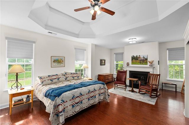 108 Lakepoint Drive, Bermuda Run, NC 27006