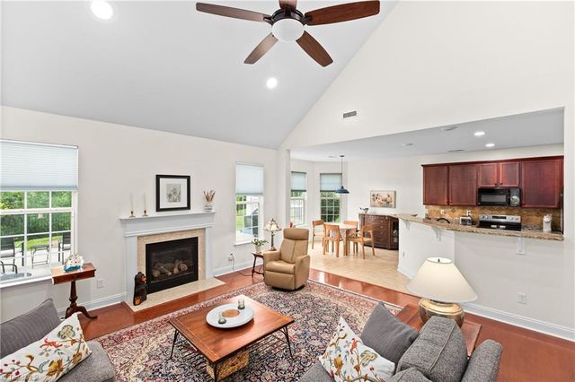 108 Lakepoint Drive, Bermuda Run, NC 27006