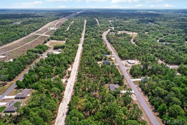 1526 W Pendleton Street, Dunnellon, FL 34434