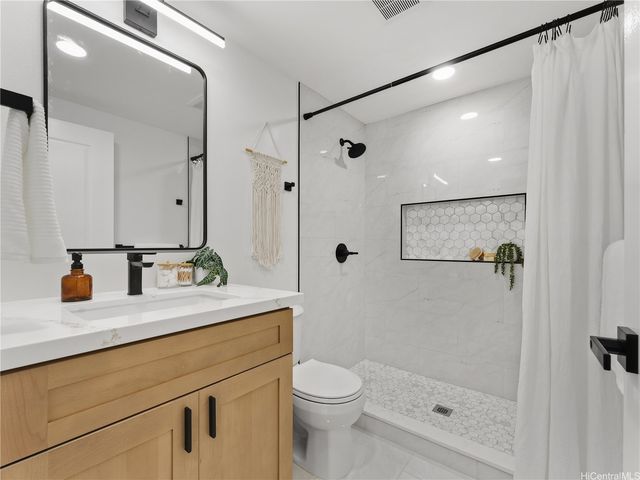 1159 Puu Poni Street, Pearl City, HI 96782