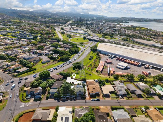 1159 Puu Poni Street, Pearl City, HI 96782