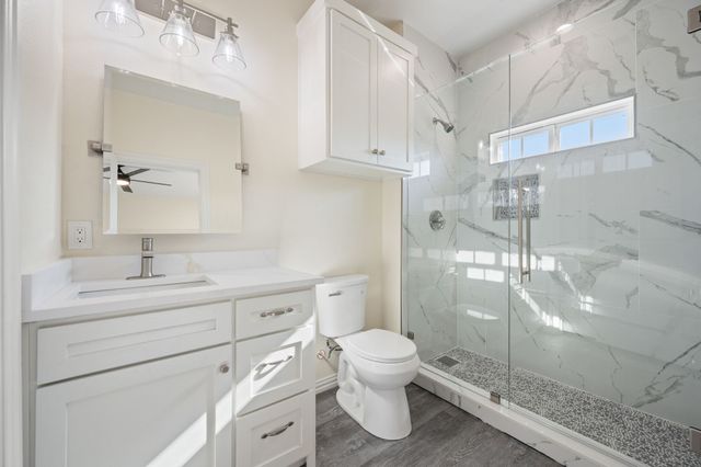 828 Mallard Pointe Drive, Grand Prairie, TX 75104