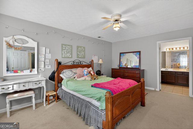 124 Wooddale Lane, Carrollton, GA 30117