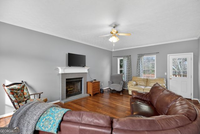 124 Wooddale Lane, Carrollton, GA 30117