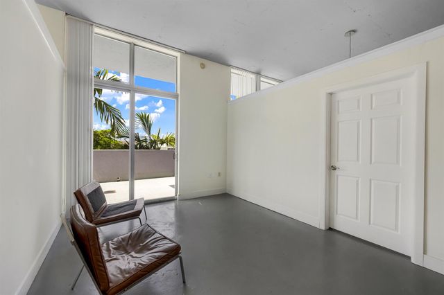 2100 VAN BUREN Street 206, Hollywood, FL 33020