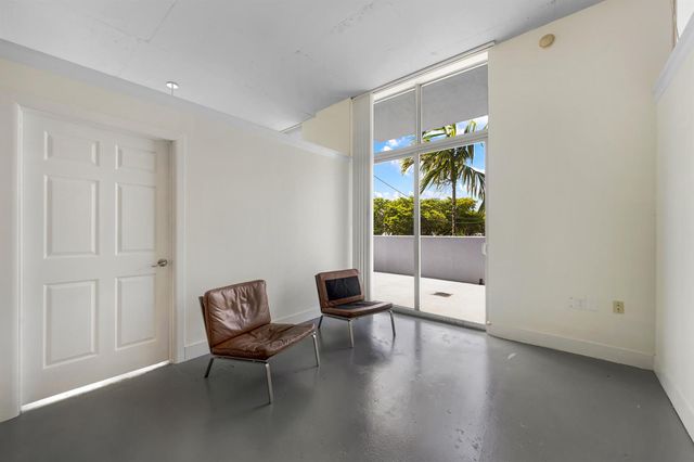 2100 VAN BUREN Street 206, Hollywood, FL 33020