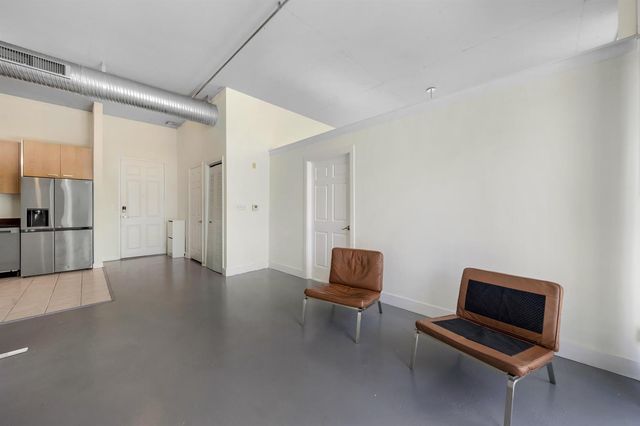 2100 VAN BUREN Street 206, Hollywood, FL 33020