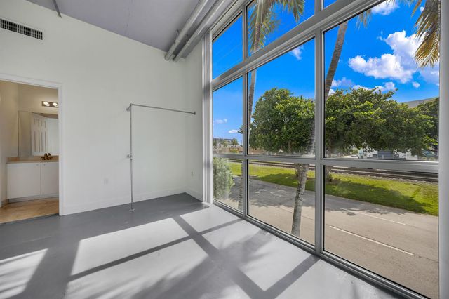2100 VAN BUREN Street 206, Hollywood, FL 33020