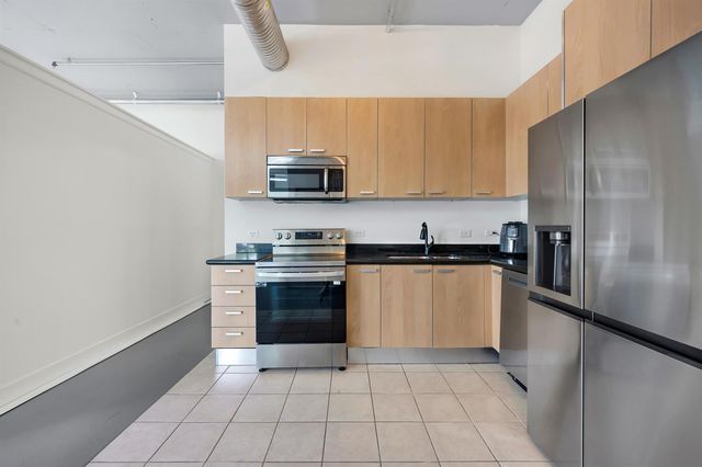 2100 VAN BUREN Street 206, Hollywood, FL 33020
