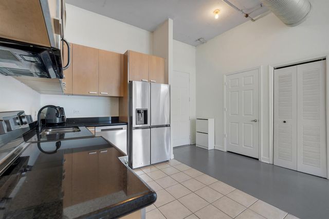 2100 VAN BUREN Street 206, Hollywood, FL 33020