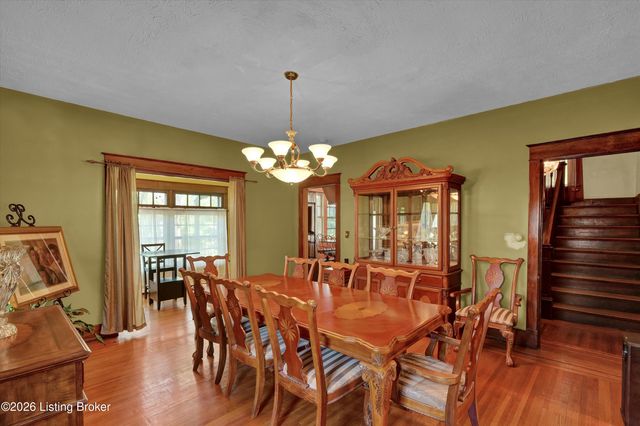 134 Northwestern Pkwy, Louisville, KY 40212