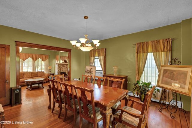 134 Northwestern Pkwy, Louisville, KY 40212