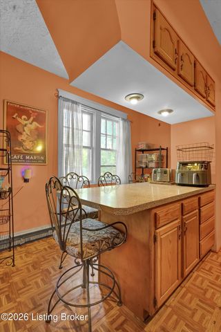 134 Northwestern Pkwy, Louisville, KY 40212
