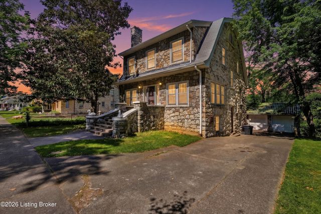 134 Northwestern Pkwy, Louisville, KY 40212