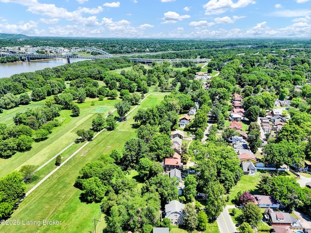 134 Northwestern Pkwy, Louisville, KY 40212