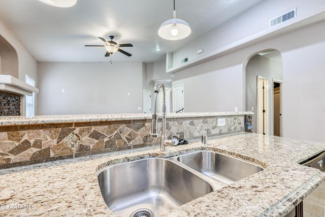 14209 RATTLER POINT Drive, El Paso, TX 79938