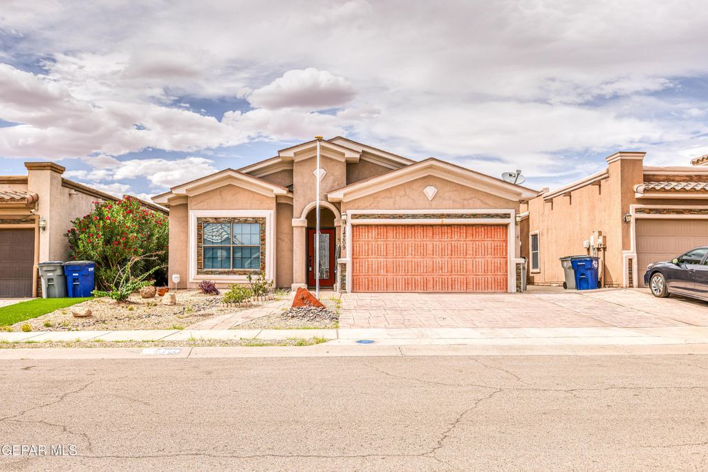 14209 RATTLER POINT Drive, El Paso, TX 79938