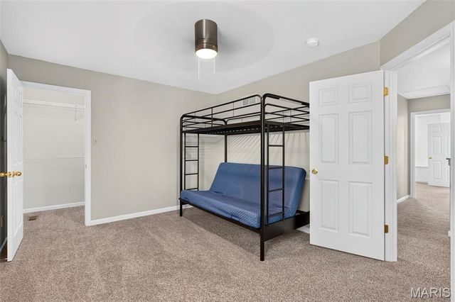 5826 Southcrest Way, St Louis, MO 63129