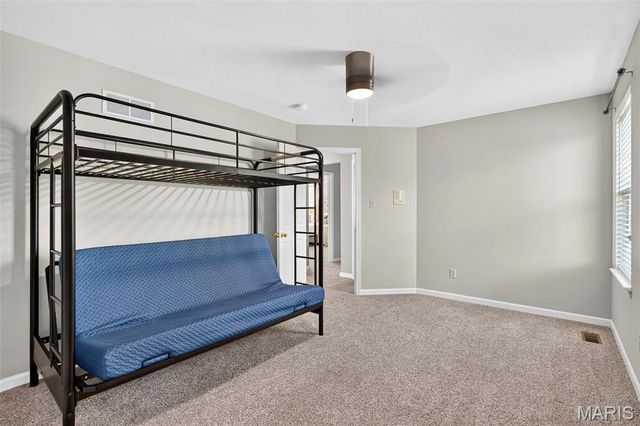 5826 Southcrest Way, St Louis, MO 63129