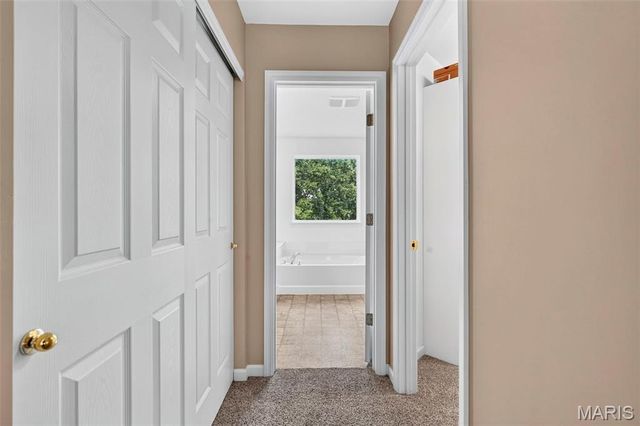 5826 Southcrest Way, St Louis, MO 63129
