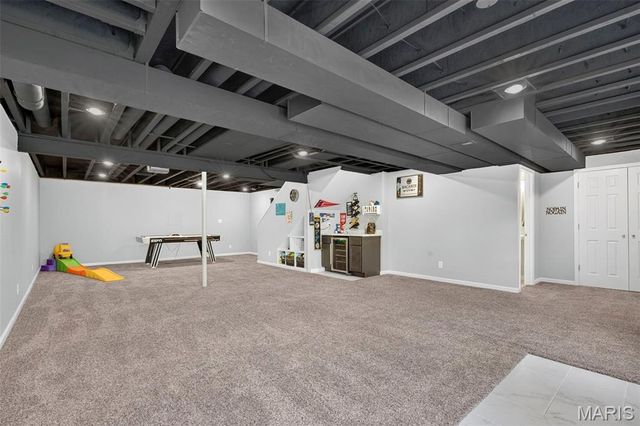 5826 Southcrest Way, St Louis, MO 63129