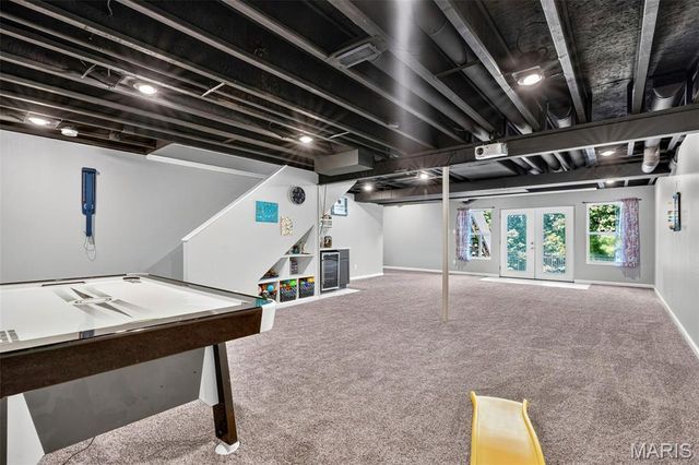 5826 Southcrest Way, St Louis, MO 63129