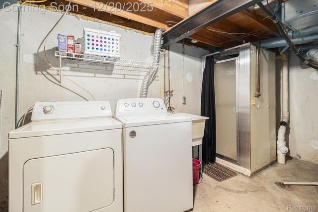 8354 Lakeview Court, Ypsilanti, MI 48198