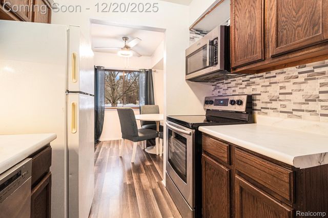 8354 Lakeview Court, Ypsilanti, MI 48198