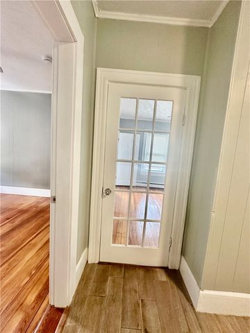 25 10th Street 2, East Providence, RI 02914