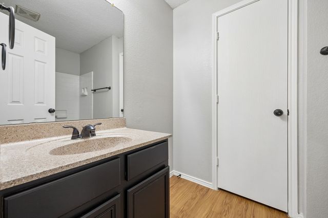 2609 Diver Court, Fort Worth, TX 76119