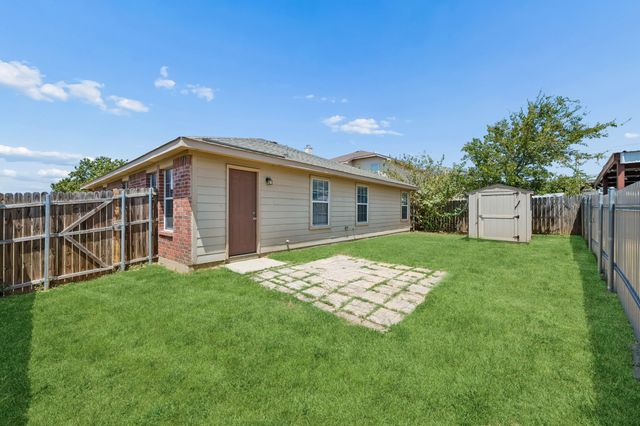2609 Diver Court, Fort Worth, TX 76119