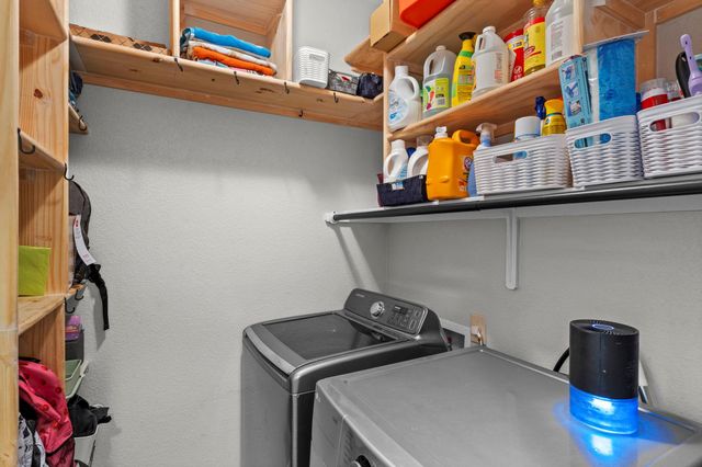 2101 Town Centre DR 2006, Round Rock, TX 78664