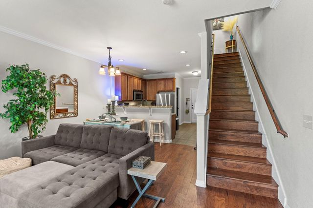 2101 Town Centre DR 2006, Round Rock, TX 78664