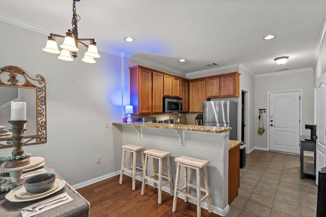 2101 Town Centre DR 2006, Round Rock, TX 78664