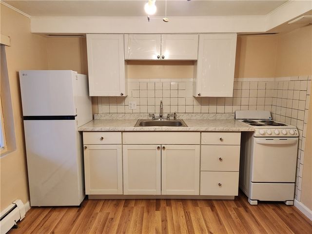 72 West Shore Road 3, Warwick, RI 02886