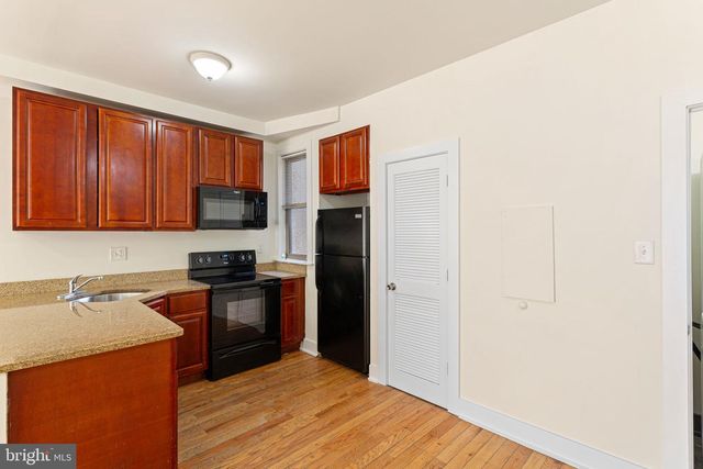 1921 N GRATZ ST, Philadelphia, PA 19121