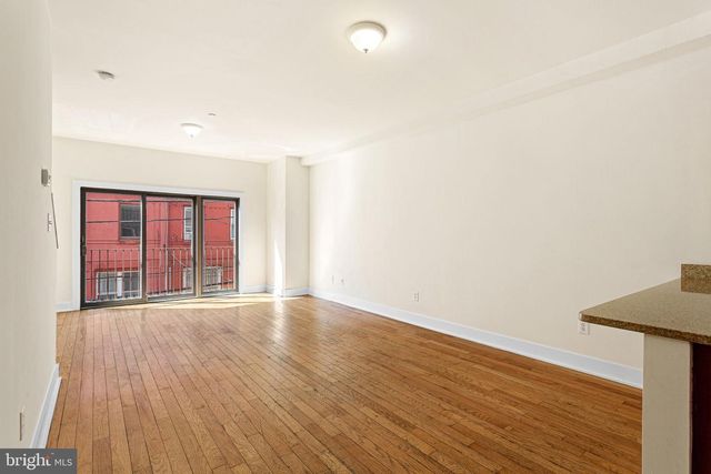 1921 N GRATZ ST, Philadelphia, PA 19121