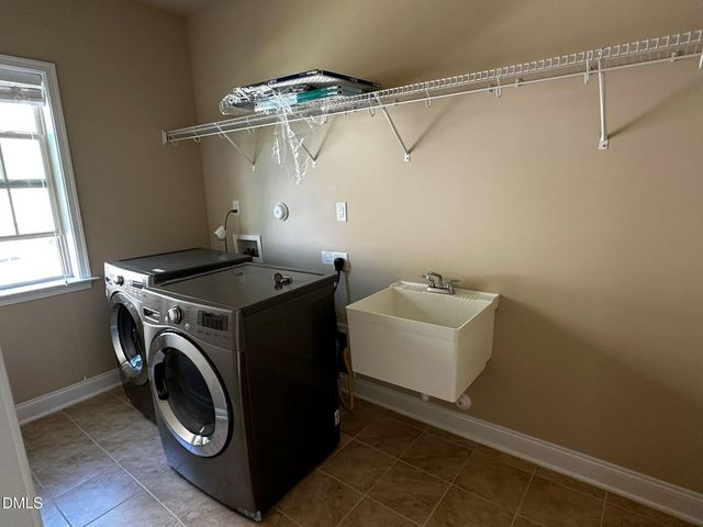 321 Parlier Drive, Apex, NC 27523