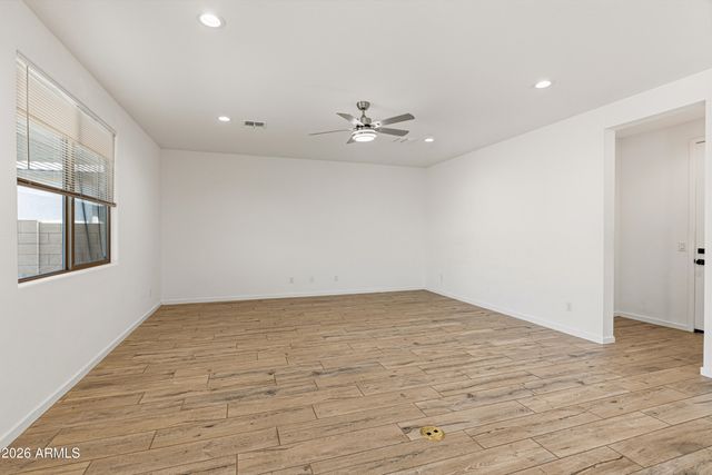 18332 W WEATHERBY Drive, Surprise, AZ 85374