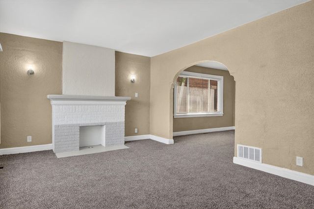 3825 Waverly Street, Detroit, MI 48238