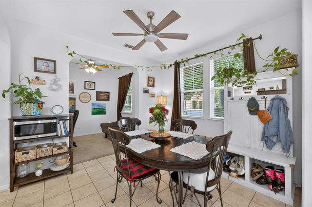 4158 Trenton Avenue, Clovis, CA 93619