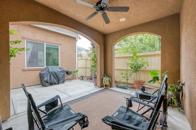4158 Trenton Avenue, Clovis, CA 93619